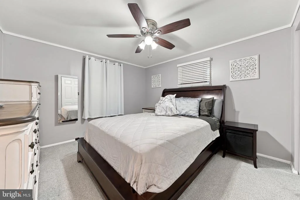 Photo of 989 BOUNDARY ROAD