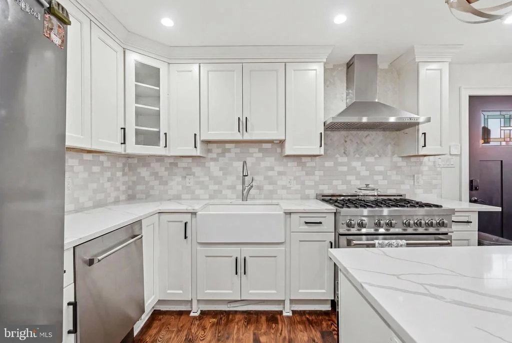 Photo of 300 COLUMBIA BOULEVARD