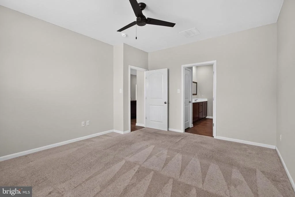 Photo of 20583 SMITHFIELD CIRCLE