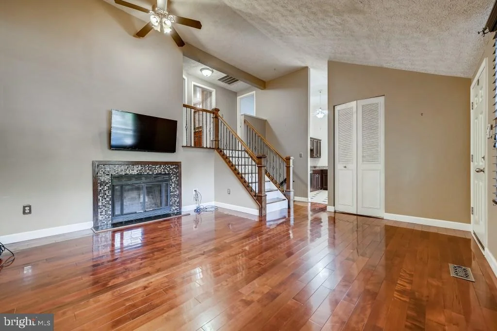 Photo of 7164 ATTIC WINDOW WAY