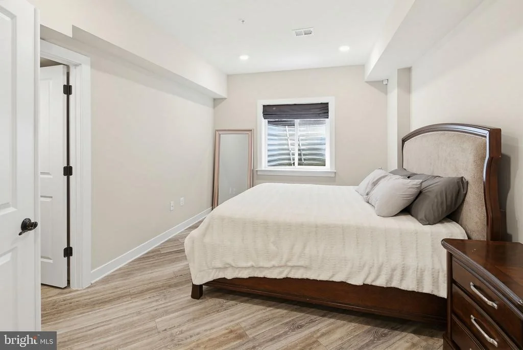 Photo of 8693 SATINWOOD DRIVE