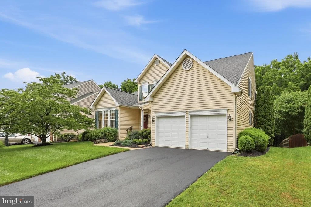 Photo of 3934 SWEET BRIAR LANE