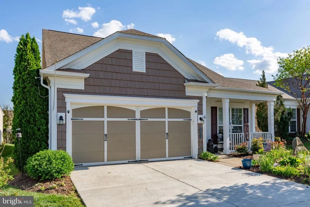 Photo of 6 WHALEBACK LANE