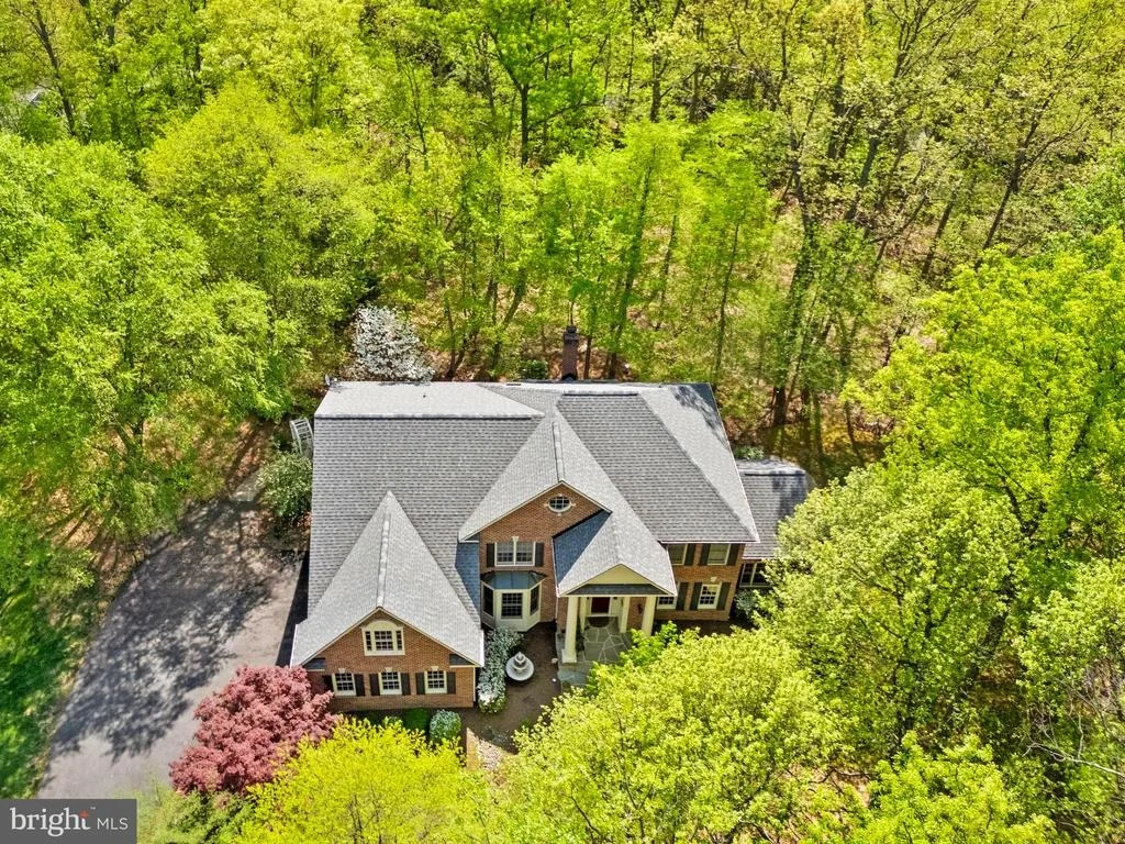 Photo of 22167 WOODWINDS DRIVE