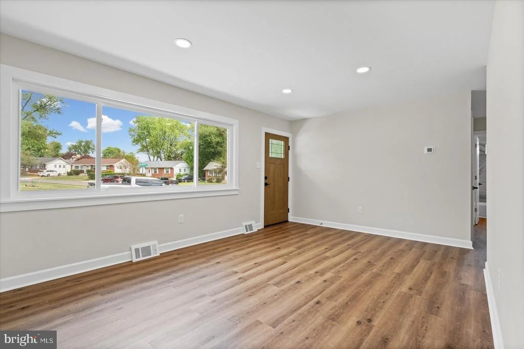 Photo of 247 CANDYTUFT ROAD