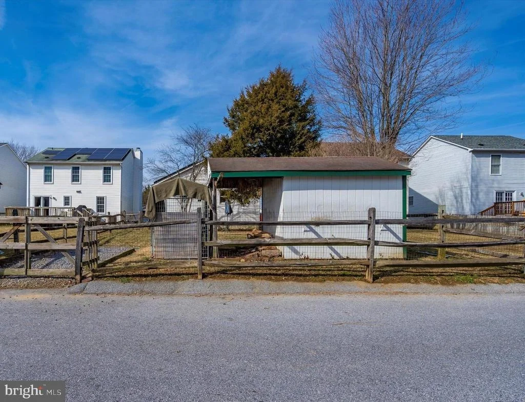 Photo of 206 4TH AVENUE