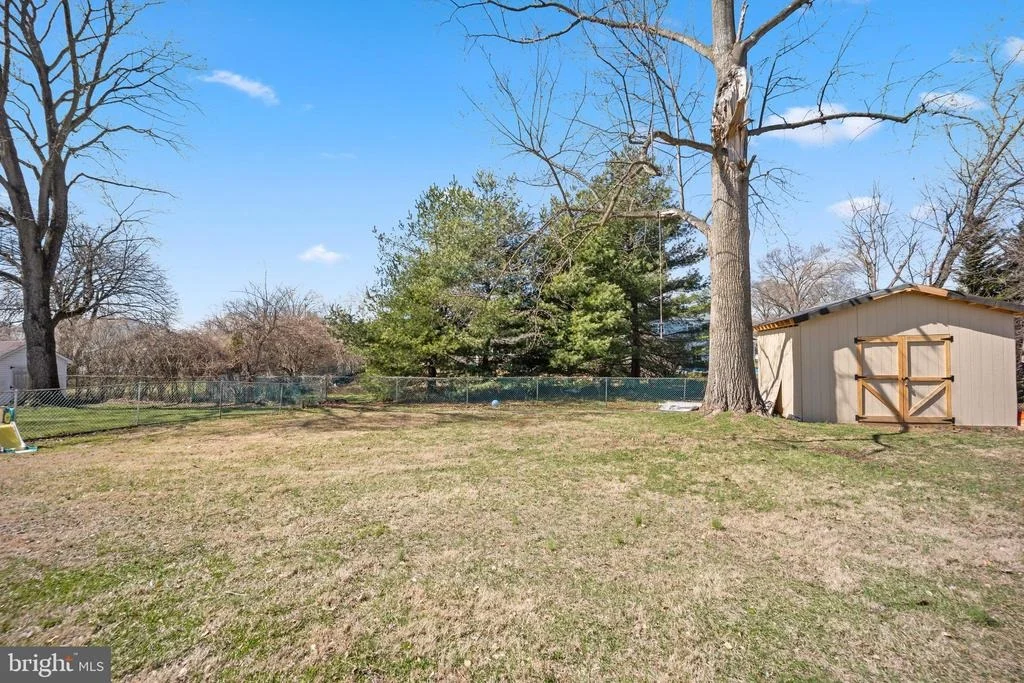 Photo of 1012 MEARNS ROAD