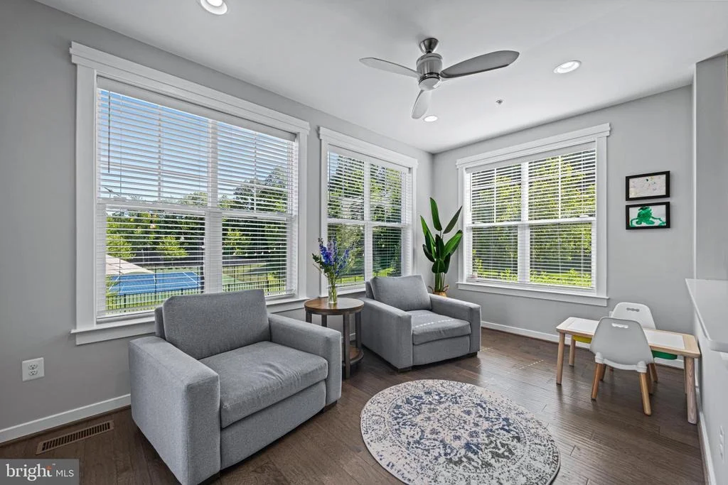 Photo of 2419 MACALLISTER LANE