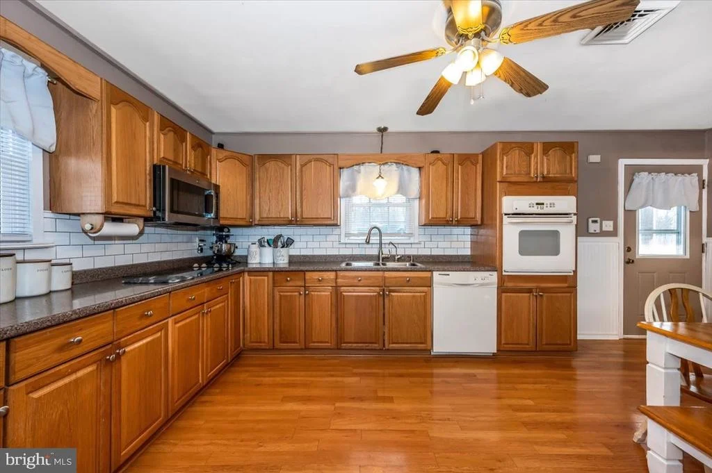 Photo of 15225 CLEAR SPRING ROAD