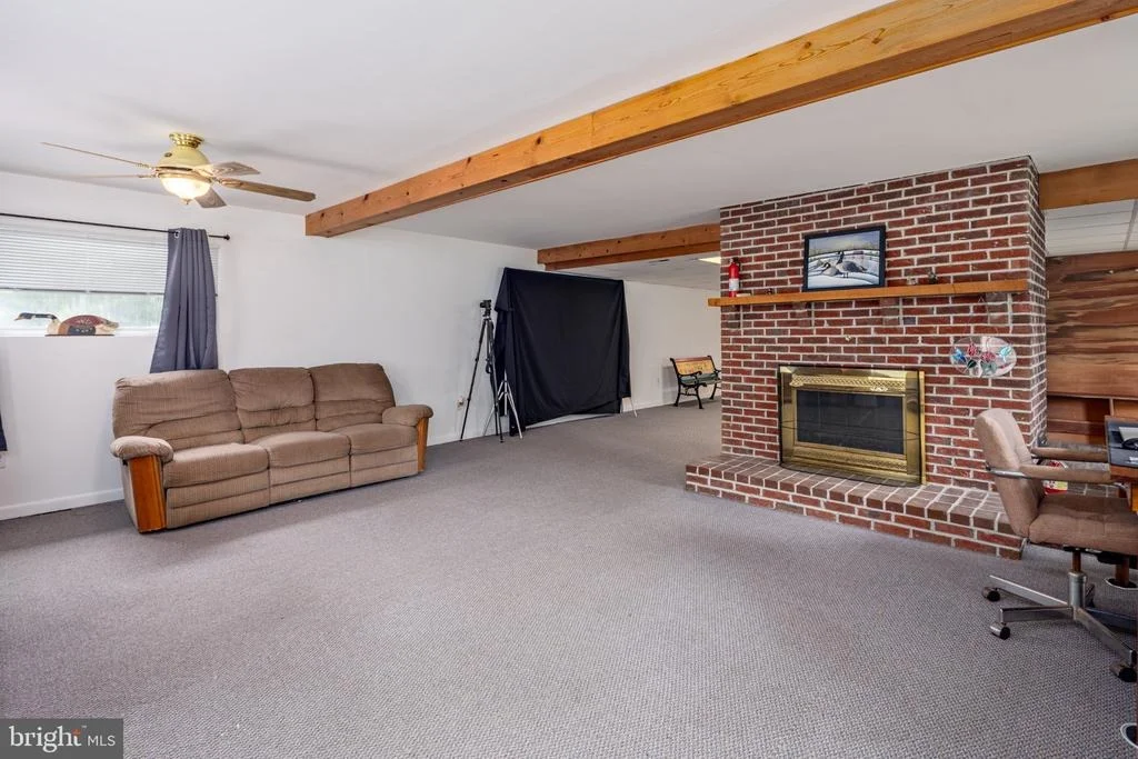 Photo of 1045 DOYLE ROAD