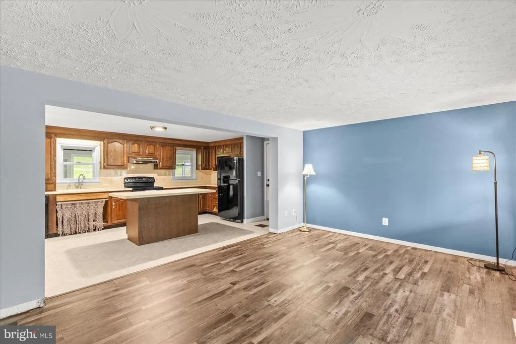 Photo of 1426 RIDGE ROAD