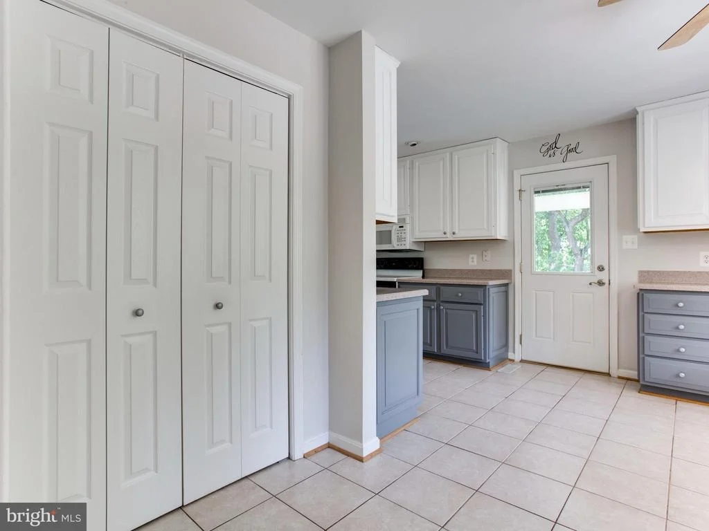 Photo of 9906 GREENVIEW LANE