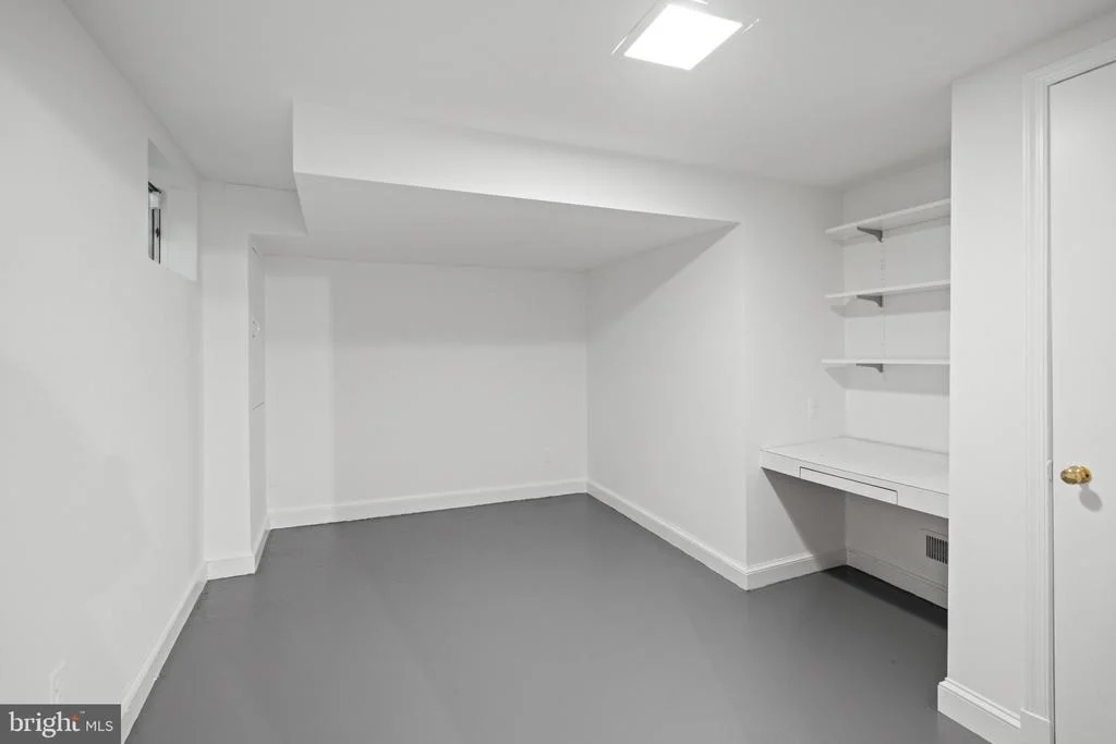 Photo of 7115 EXFAIR ROAD