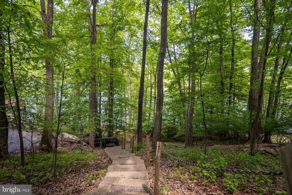 Photo of 1988 MARSH HILL ROAD