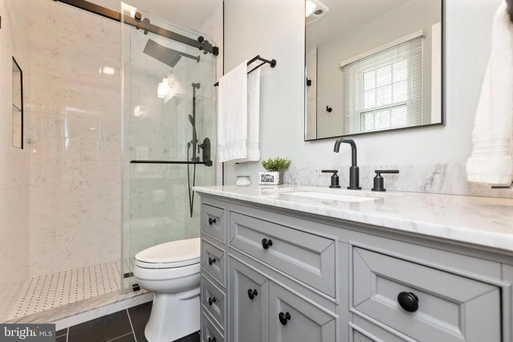 Photo of 3917 KING ARTHUR ROAD