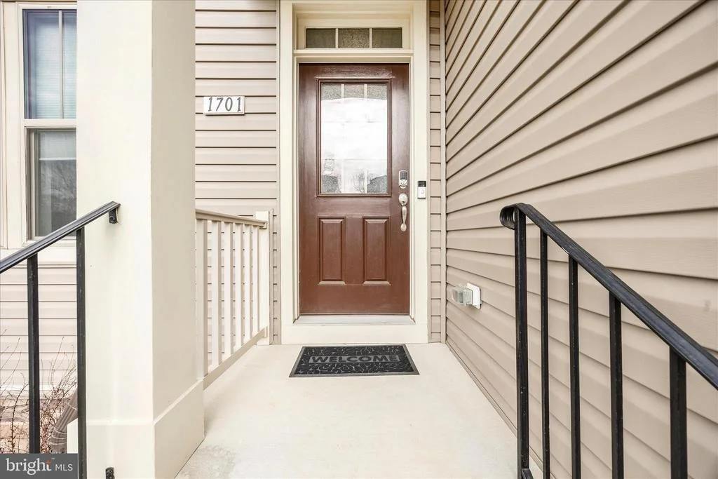 Photo of 1701 EVANSBERRY DR