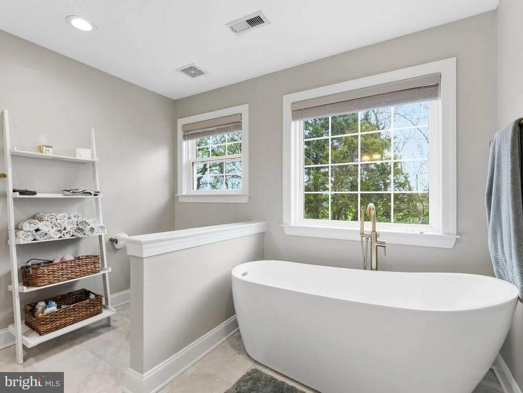 Photo of 616 BAINBRIDGE DRIVE
