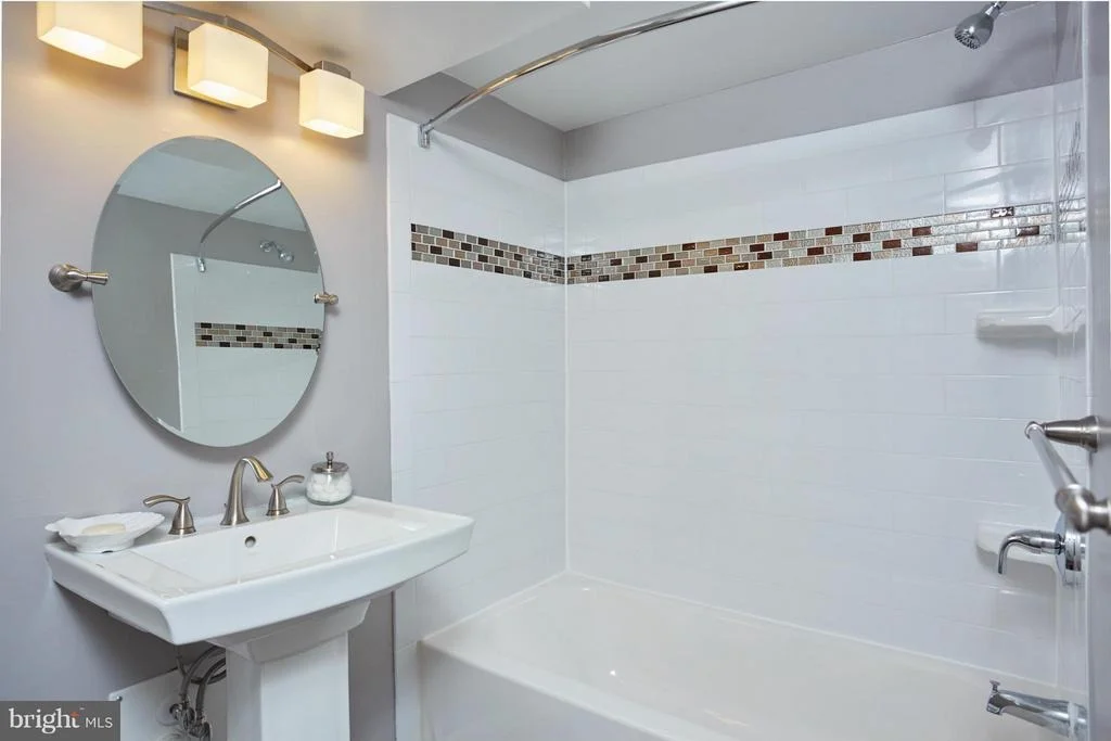 Photo of 3600 WELLER ROAD