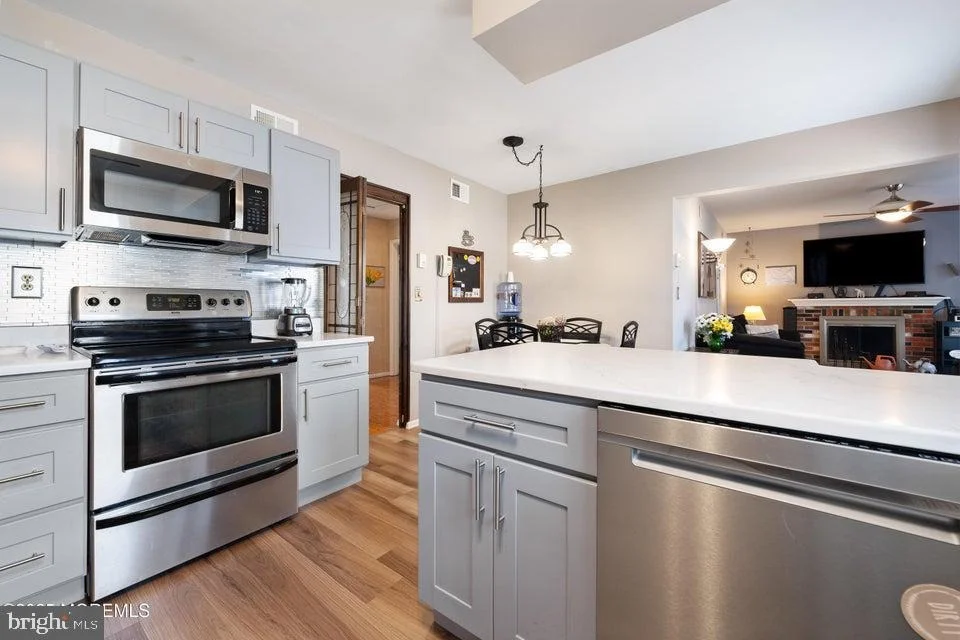 Photo of 73 REDHILL