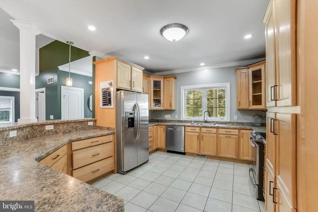 Photo of 33015 FOREST KNOLL DRIVE