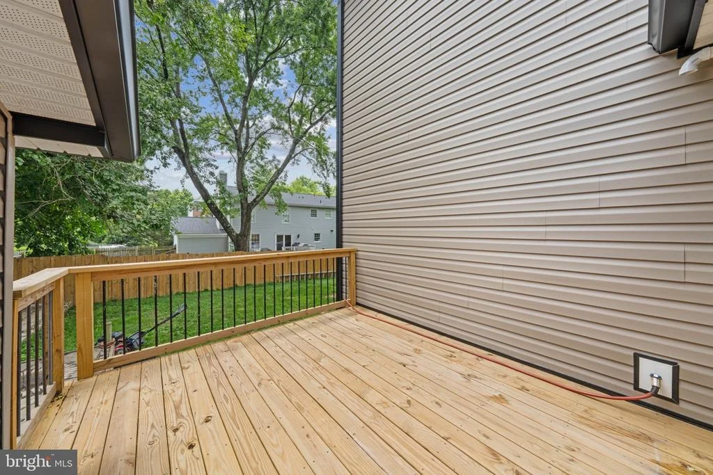 Photo of 6467 THIRD STREET