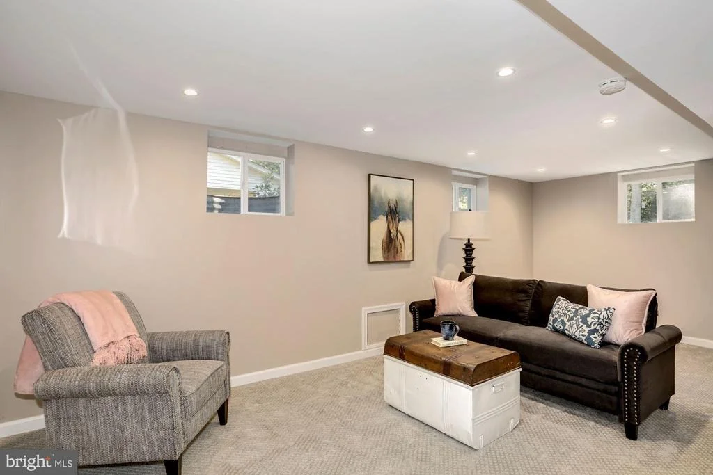 Photo of 6815 REYNARD DRIVE