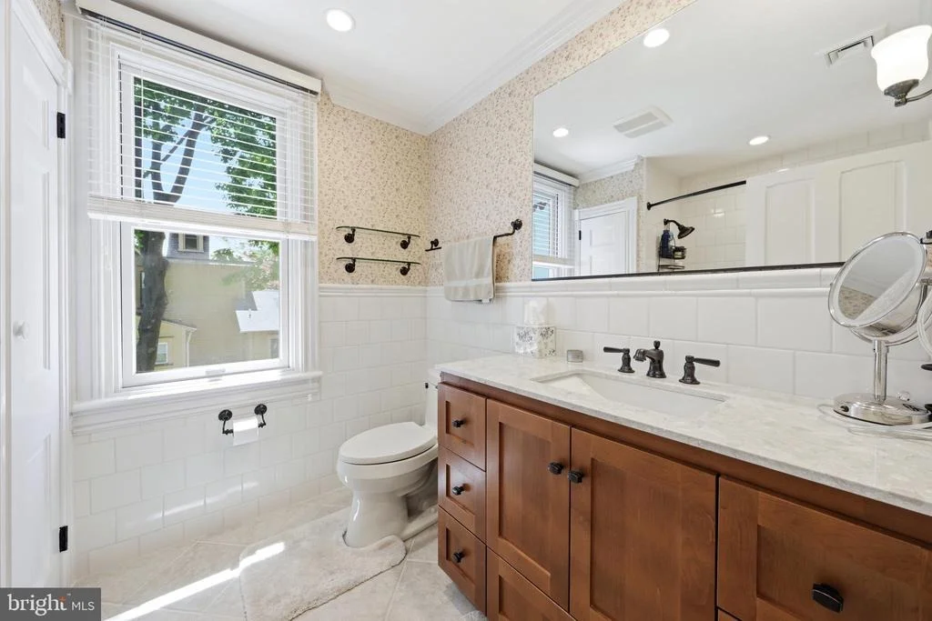 Photo of 406 WASHINGTON AVENUE