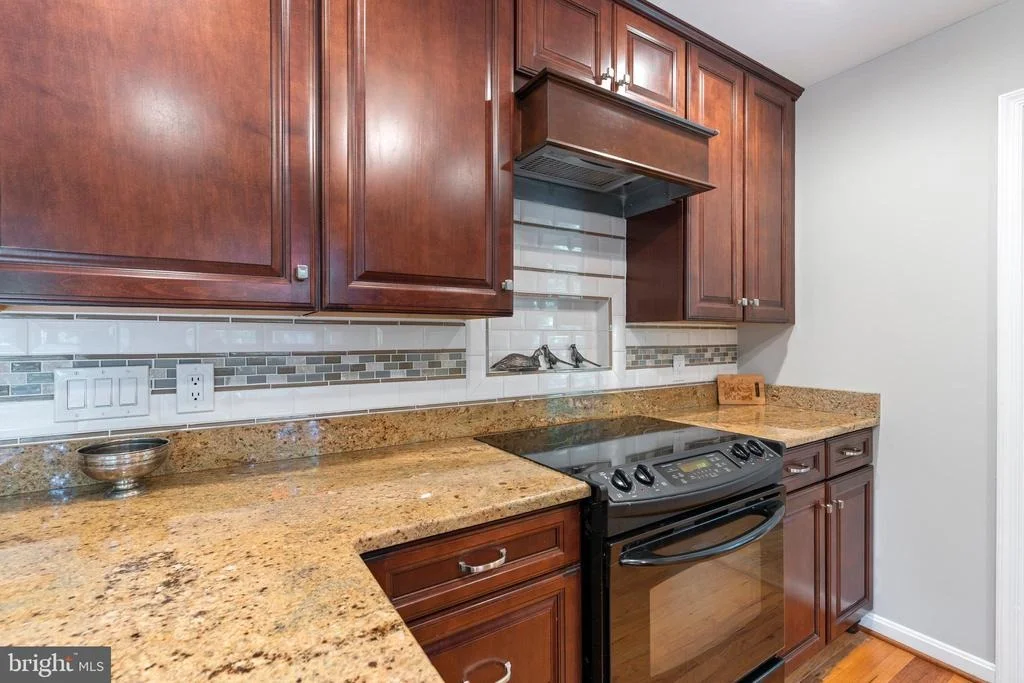 Photo of 11219 LAKEVIEW DRIVE