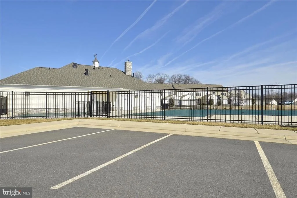 Photo of 41305 WINDYBUSH DRIVE