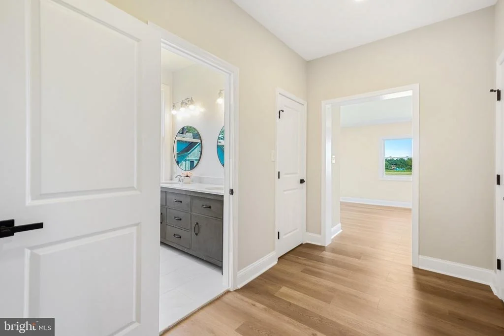 Photo of 692 RIDGE