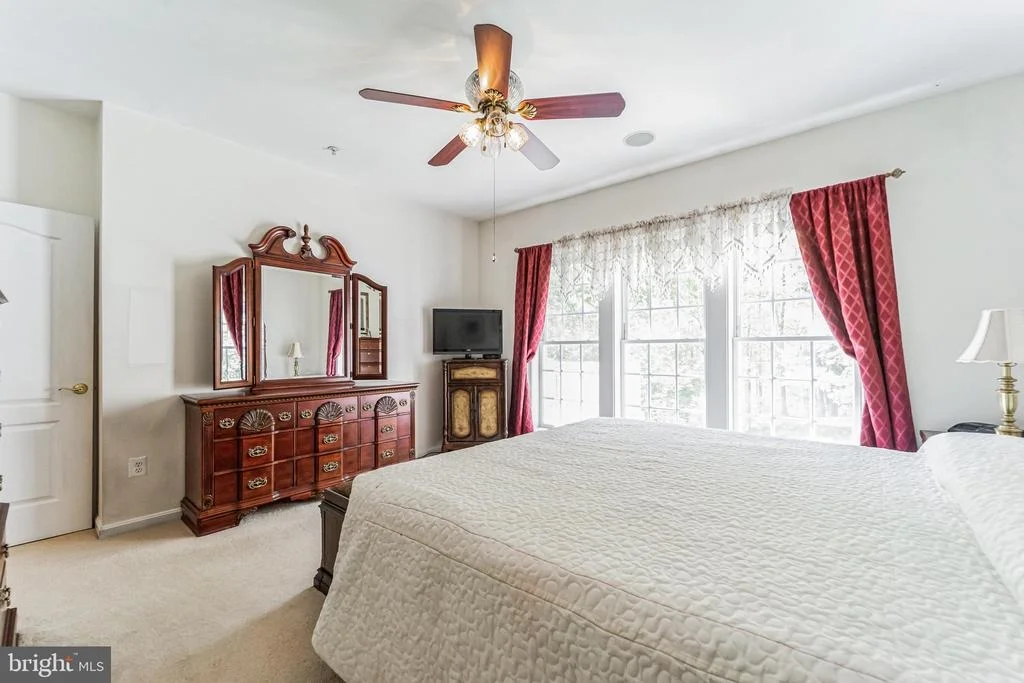 Photo of Unit 2 at 678 EMERALD WAY