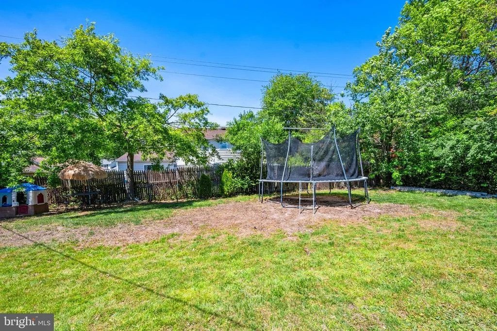 Photo of 4202 MINSTRELL LANE
