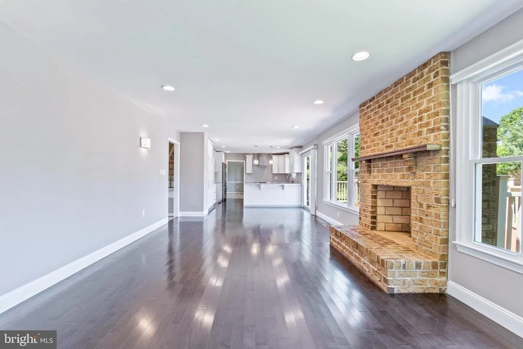 Photo of 20809 MERLE DRIVE