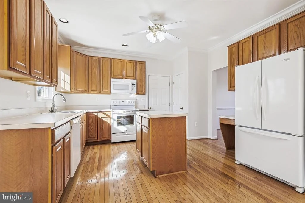 Photo of 441 BARNES AVENUE