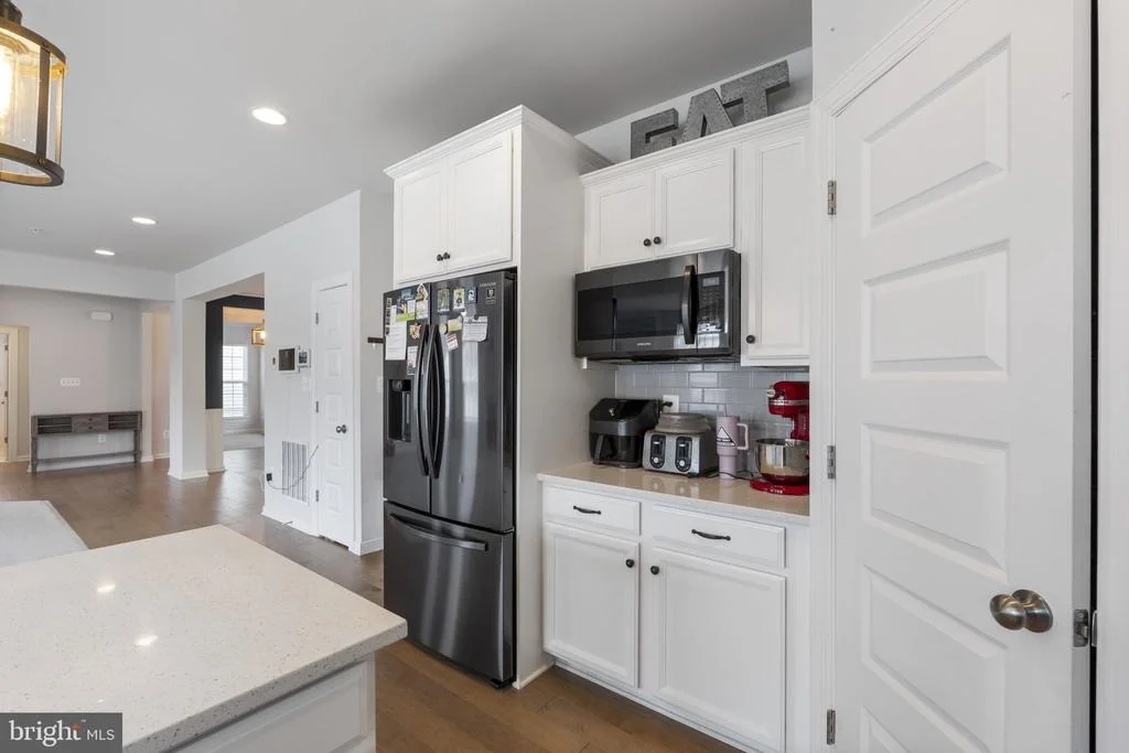 Photo of 5809 MCINTOSH PLACE