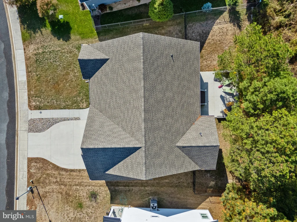 Photo of 226 UNIVERSITY DRIVE