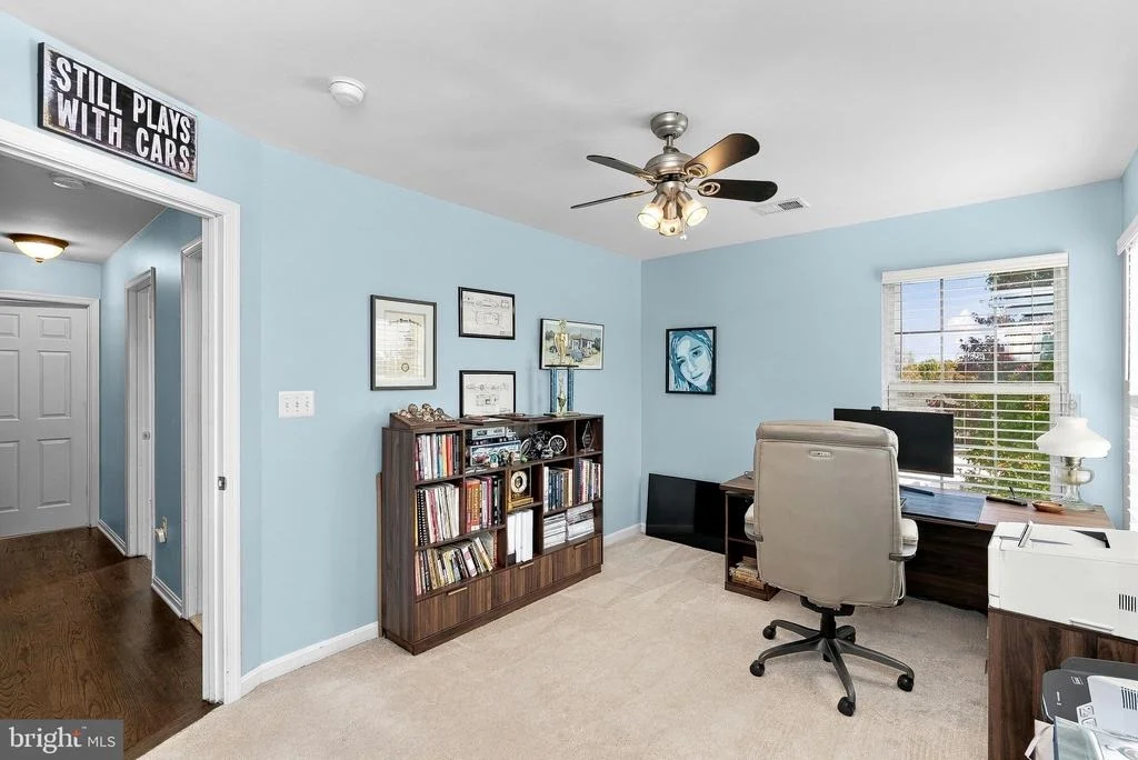 Photo of 945 DEVONSHIRE CIRCLE