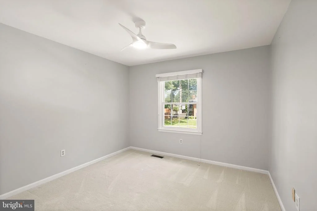Photo of 8906 TAILCOAT COURT