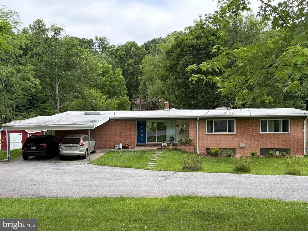 Photo of 3224 MIDFIELD ROAD