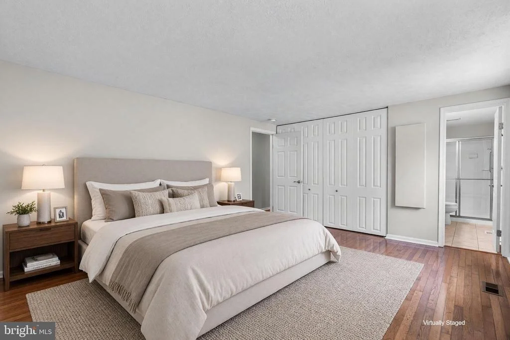 Photo of 8064 RED JACKET WAY