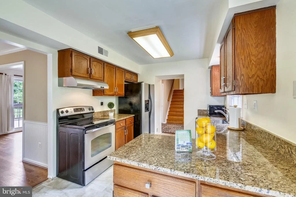 Photo of 2417 NEES LANE