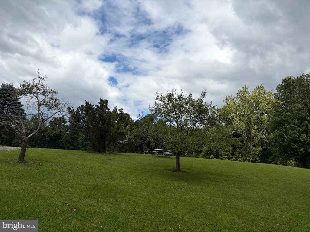 Photo of 955 STAYMAN DRIVE
