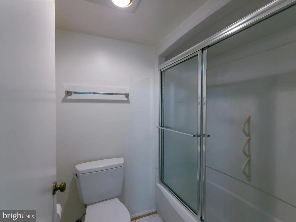 Photo of Unit 31012 at 15115 INTERLACHEN DRIVE