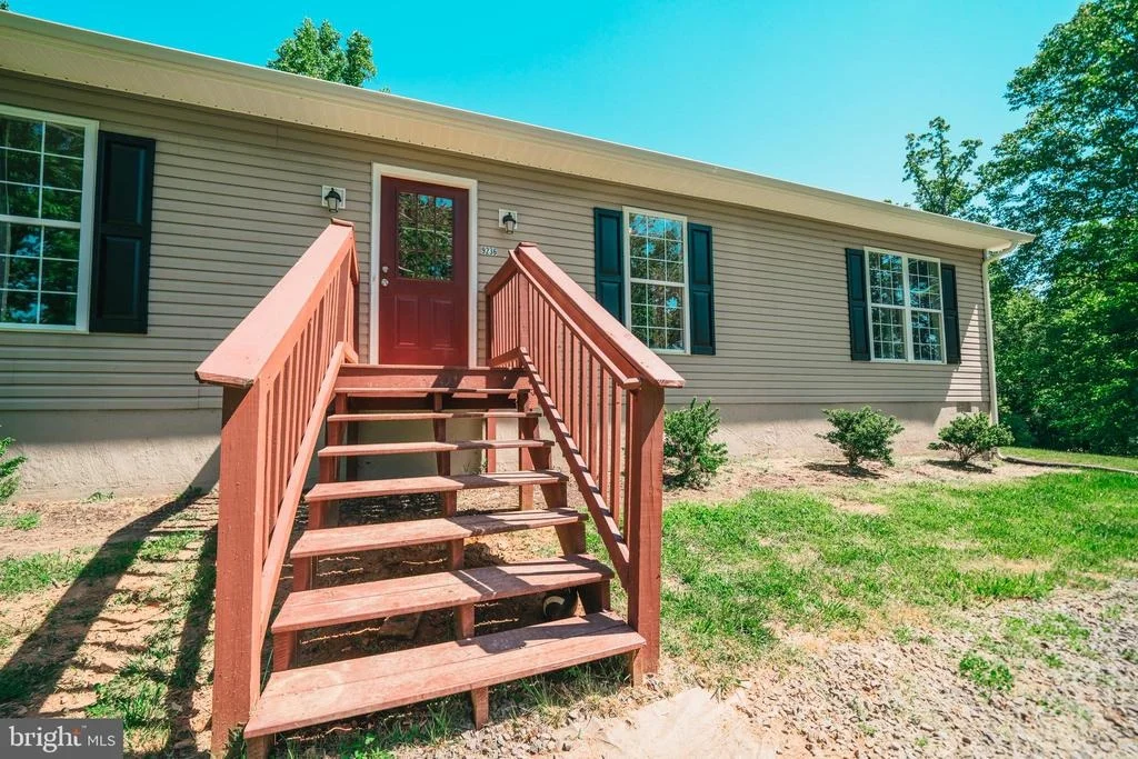 Photo of 9236 CLYDE LANE