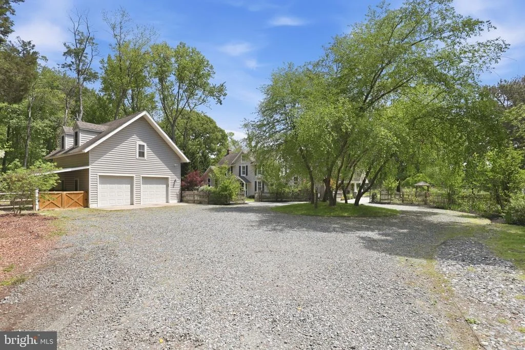 Photo of 5865 DEALE BEACH ROAD