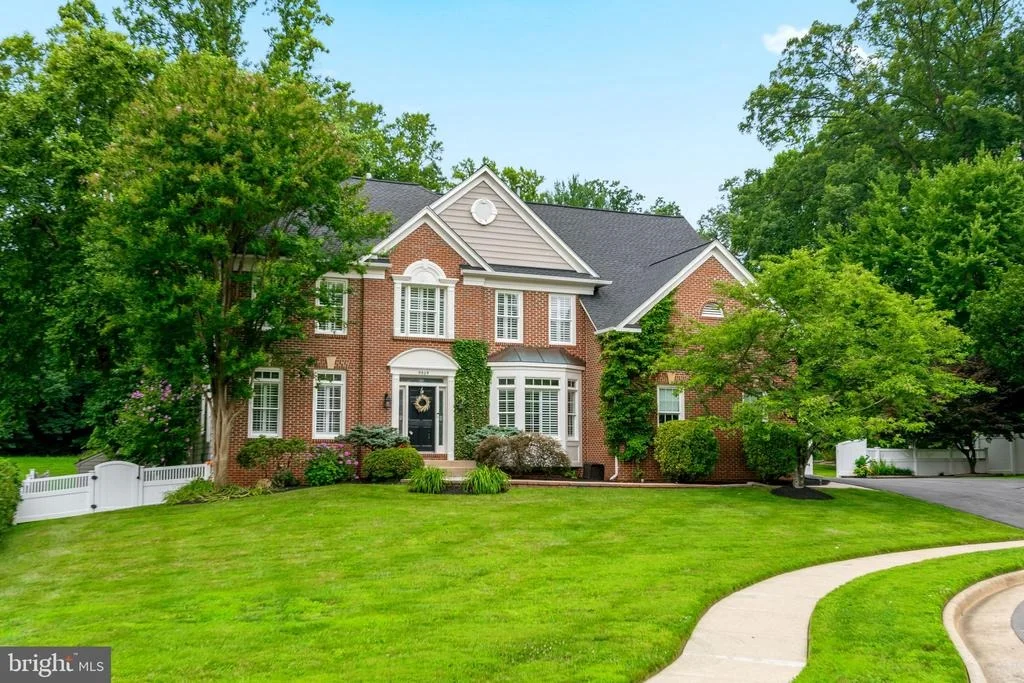 Photo of 9809 JOHN ROBERT WAY