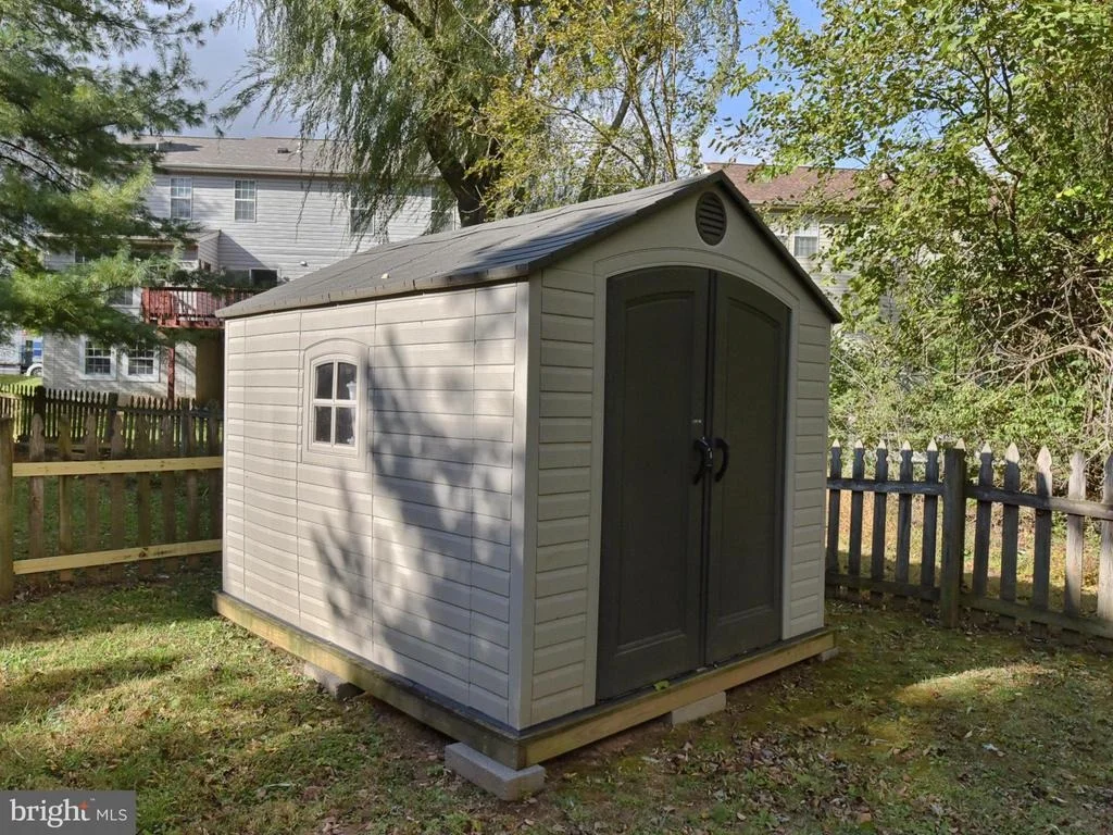 Photo of 620 ANGELWING LANE