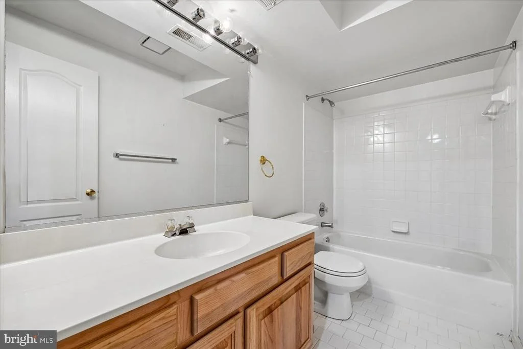 Photo of 7341 CLIFF PINE DRIVE