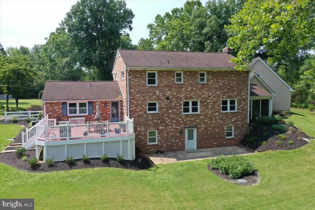 Photo of 14811 SPRINGFIELD ROAD