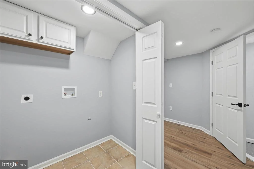 Photo of 2639 LOGMILL ROAD
